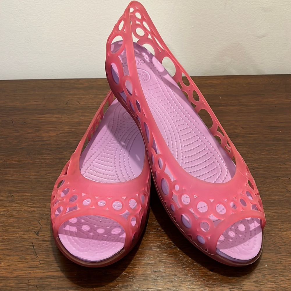 Women’s crocs